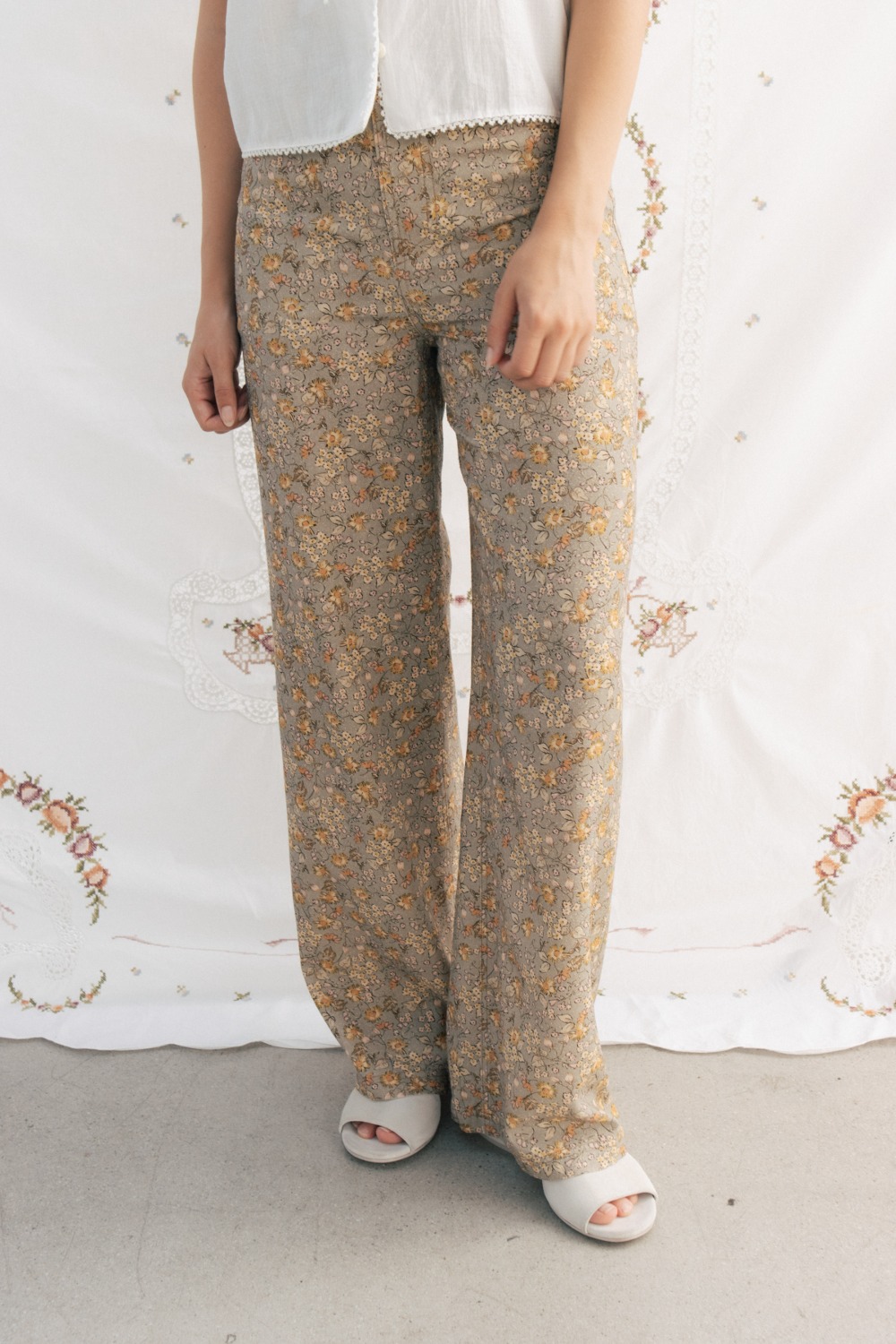 Via Flower silk wide-fit pants (Khaki flower)